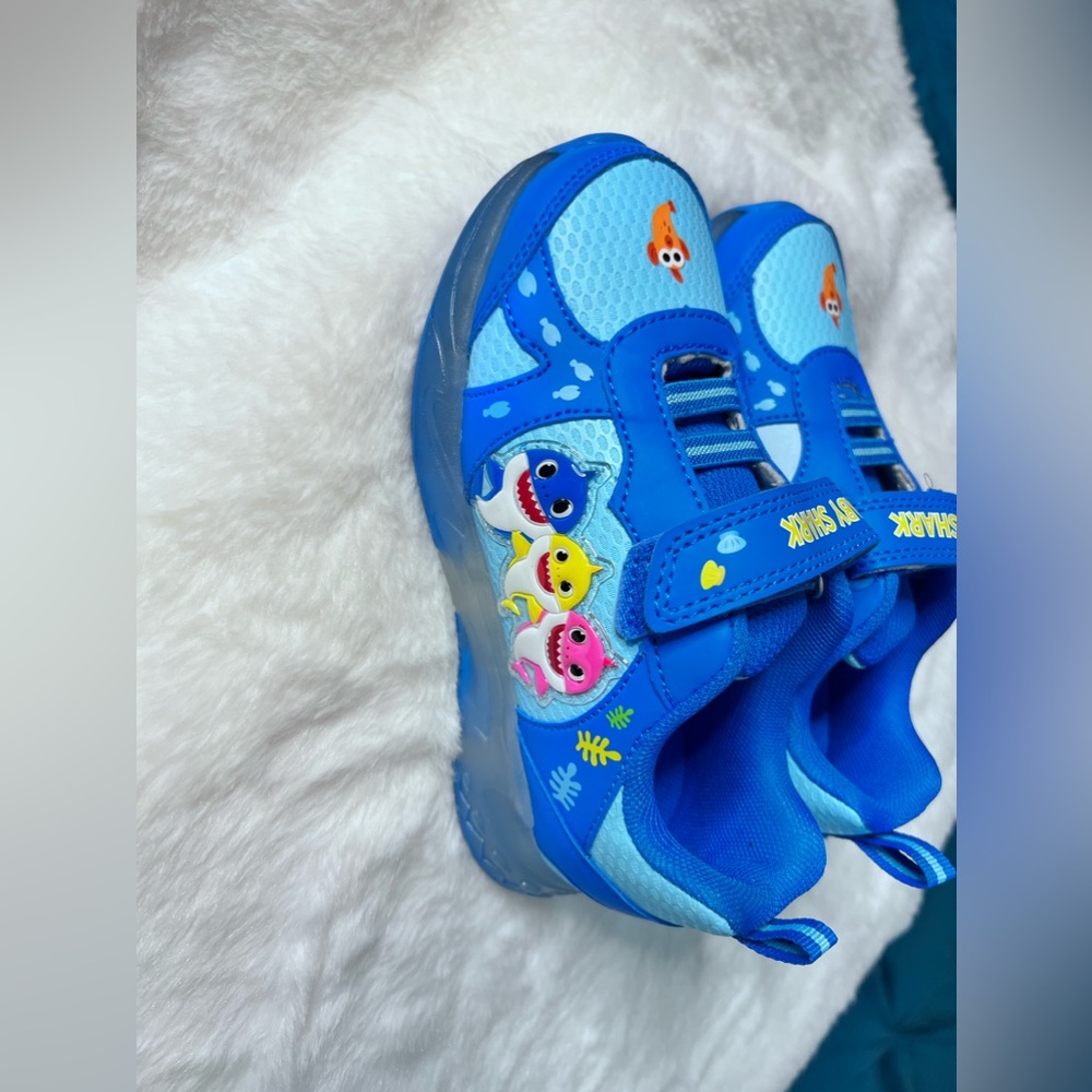 Very nice baby shark character sneakers